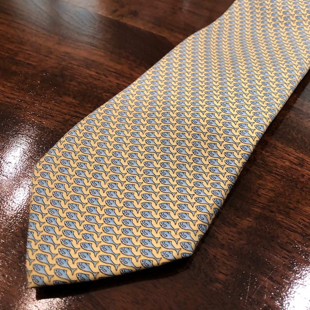 Vineyard Vines fish tie